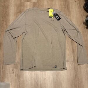 KUIU Ultra Men's Long Sleeve Merino 120 LT LS Crew-T